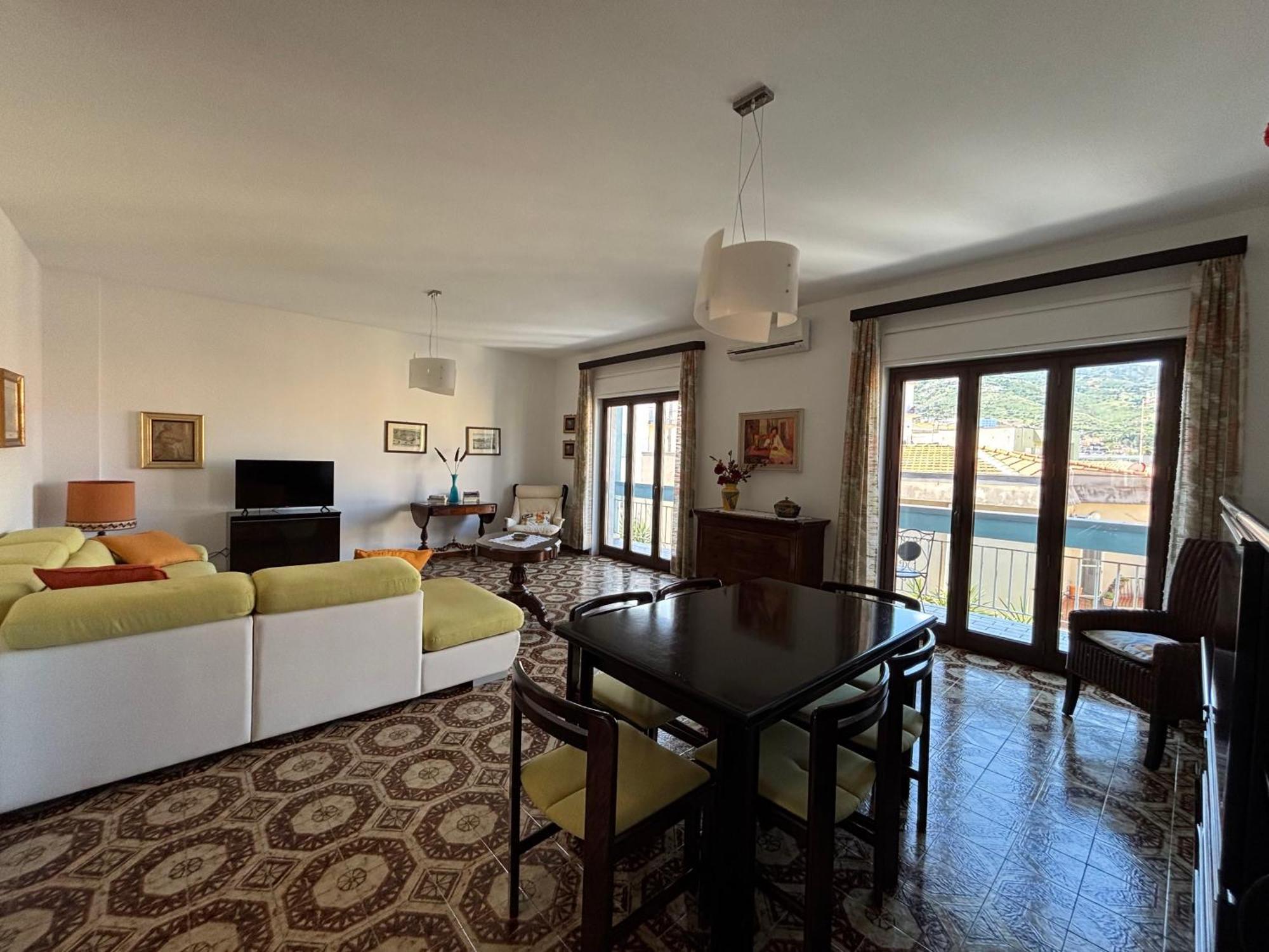 Archimede Lounge Apartment Cefalu Exterior photo